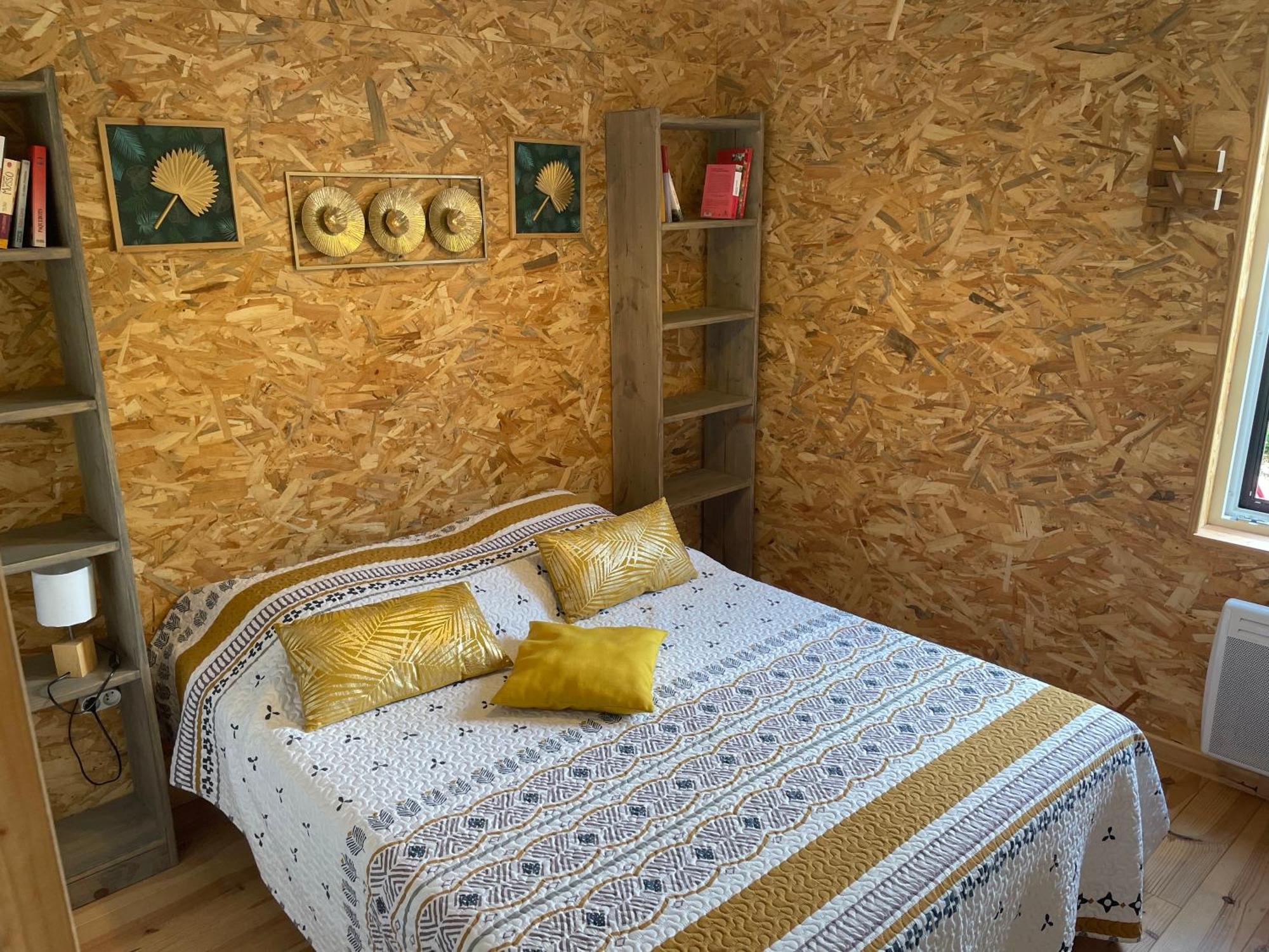 Gite Chalet Bois Bessuejouls Luaran gambar