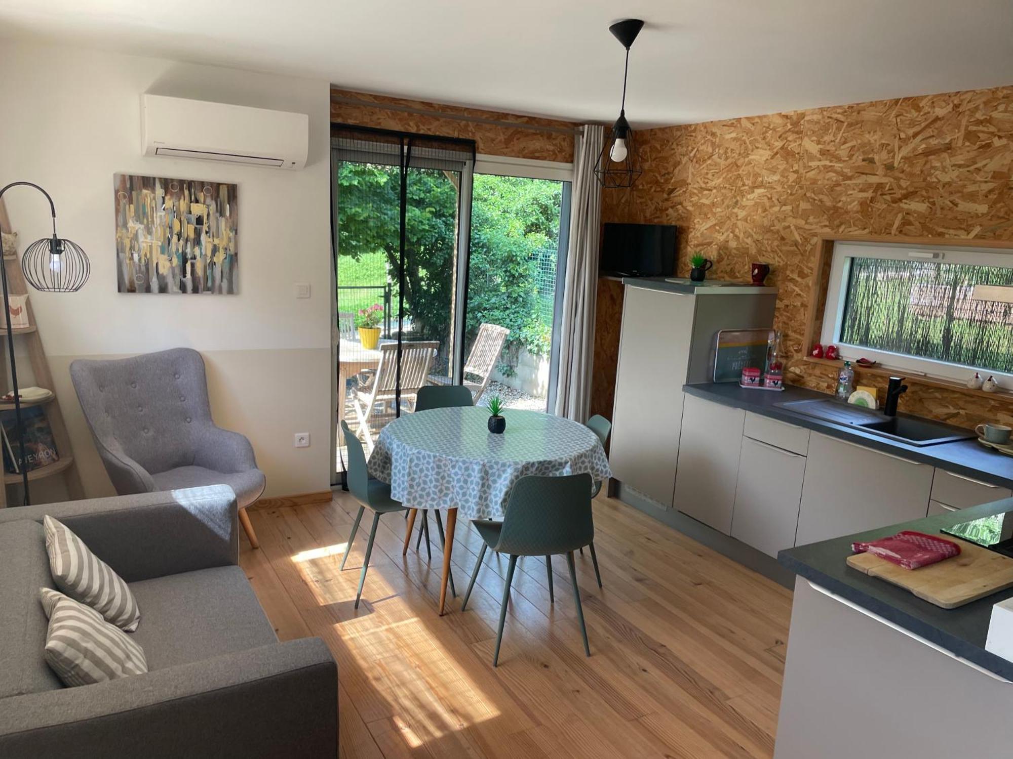 Gite Chalet Bois Bessuejouls Luaran gambar